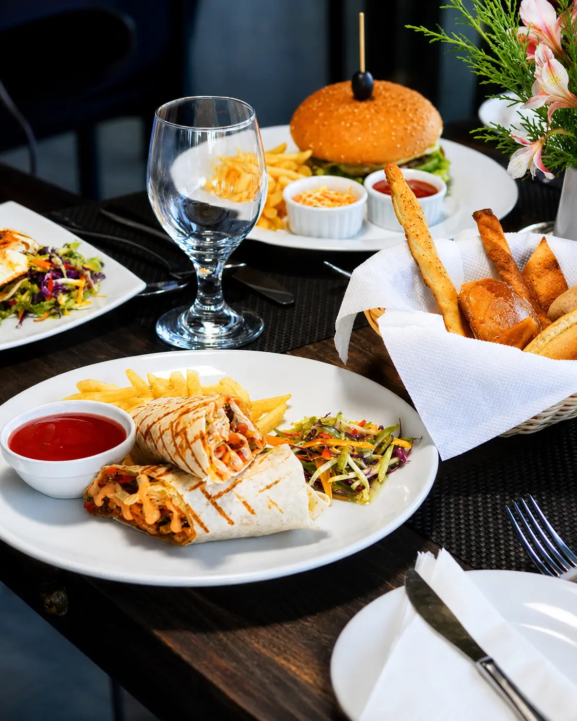 Traditional Sri Lankan highland dishes prepared in a cookery class